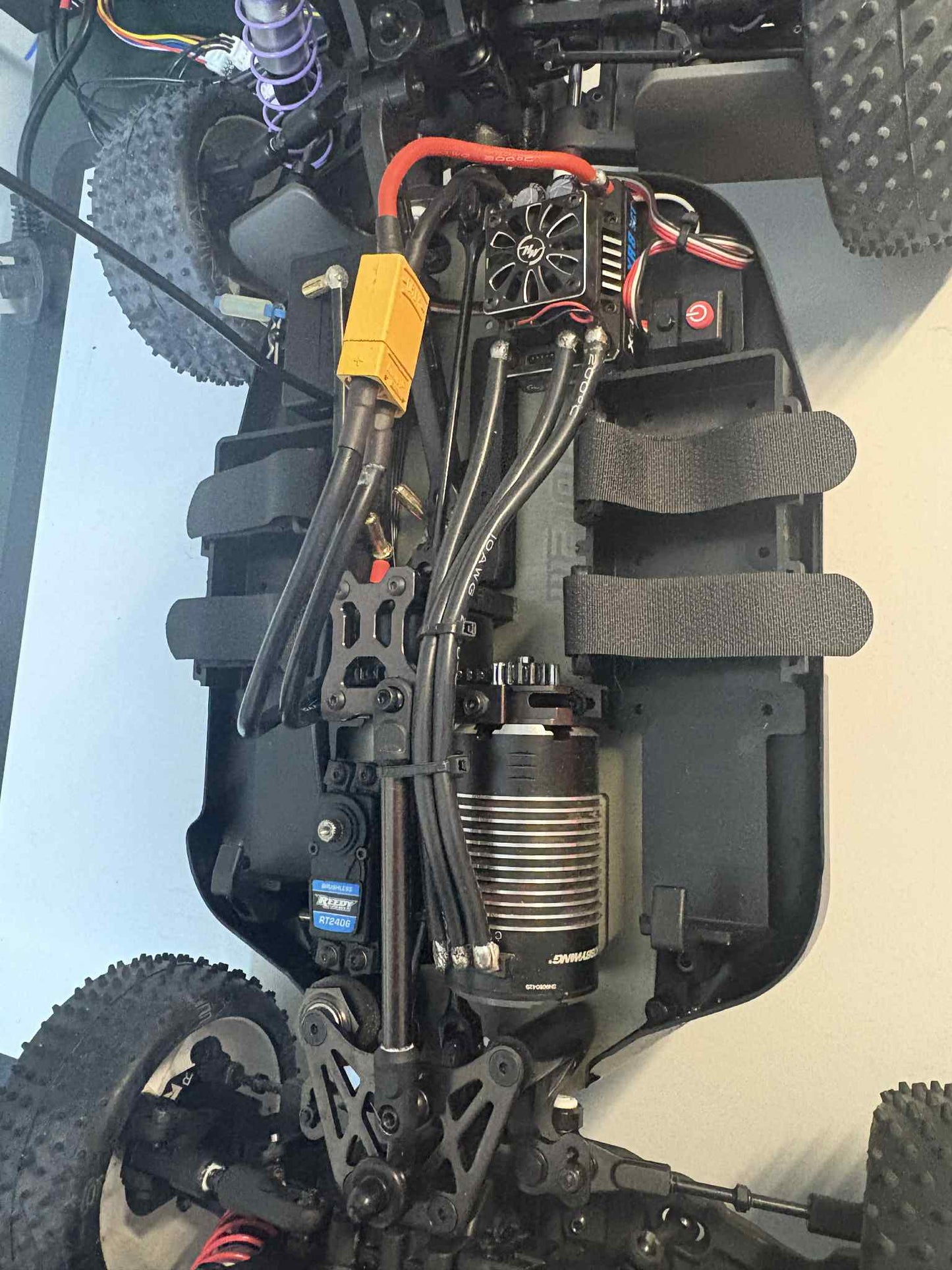 Kyosho Mp10E - Package